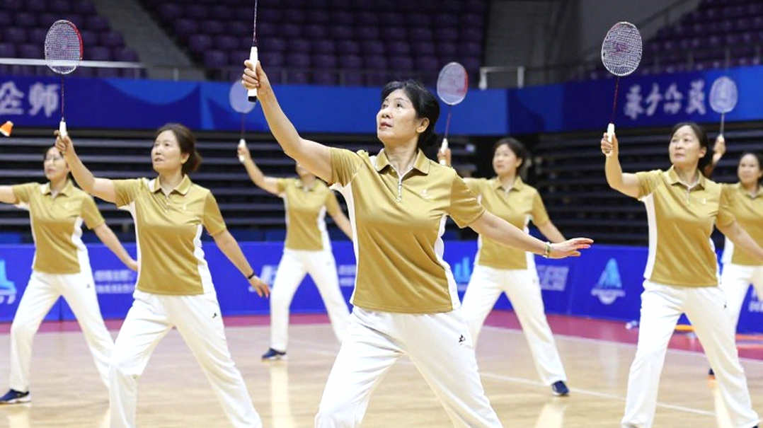 Bóng bàn: Khi dữ liệu im lặng, nhà phân tích chọn sự thật hay tiếng vỗ tay