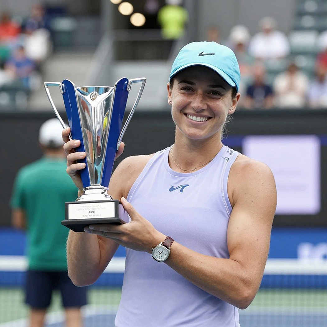 Pegula lần thứ ba liên tiếp vào bán kết US Open, tái đấu Sabalenka