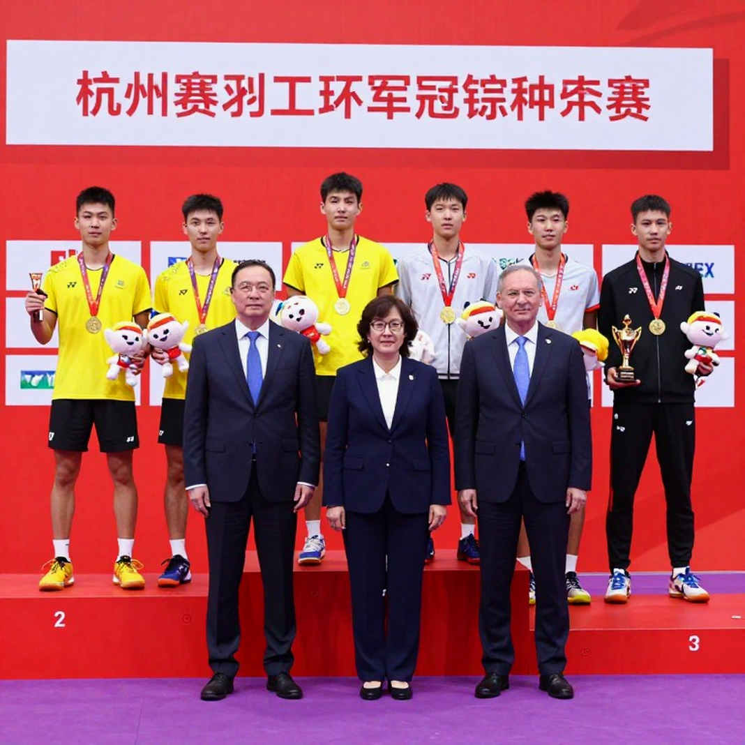 Nhà vô địch rời sân ở 14-21: Ngày đầu cầu lông Asian Games 2026 và khoảng trống mà bảng điểm bỏ quên Nhà vô địch rời sân ở 14-21: Ngày đầu cầu lông Asian Games 2026 và khoảng trống mà bảng điểm bỏ quên