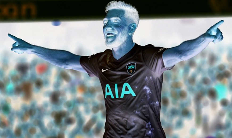 Rosario ôm lấy Fideo: Khoảnh khắc Di María được vinh danh trong phút tưởng nhớ Messi