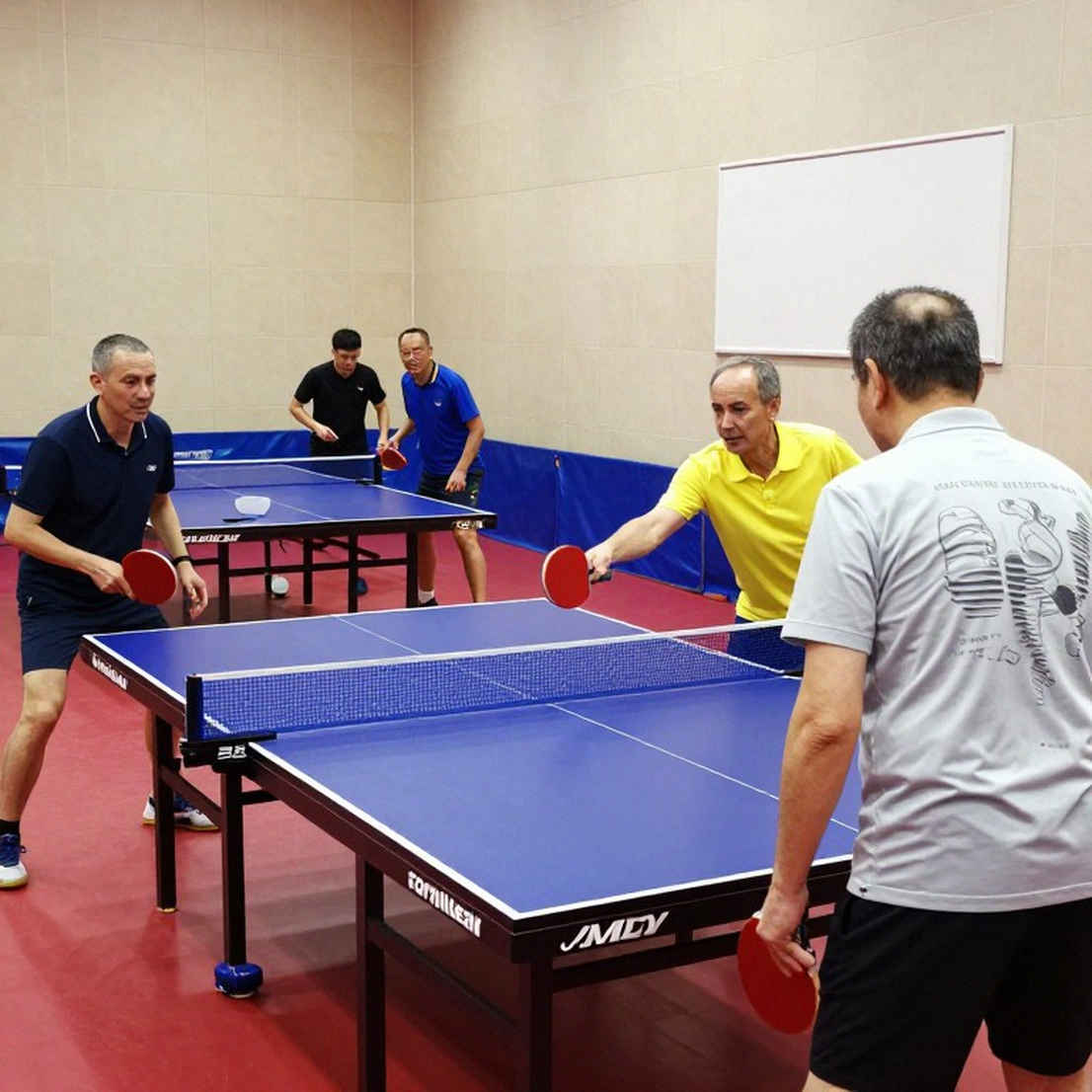 Bóng bàn: bài học từ một bản phân tích không có điểm dữ liệu nào
