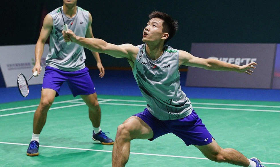 Alwi Farhan tập cùng Kento Momota: Một buổi đếm nhịp trước Asian Games 2026