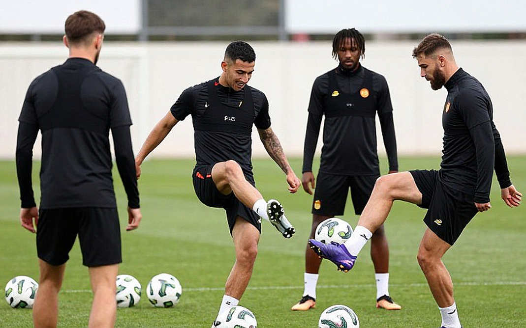 Transfer Window and the Dressing Room Chemistry Equation Transfer Window and the Dressing Room Chemistry Equation
