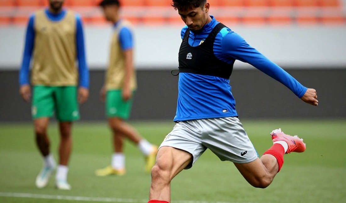 Galatasaray và 'ngôi sao không tên': giải mã một tin đồn chuyển nhượng không có dữ liệu Galatasaray và 'ngôi sao không tên': giải mã một tin đồn chuyển nhượng không có dữ liệu