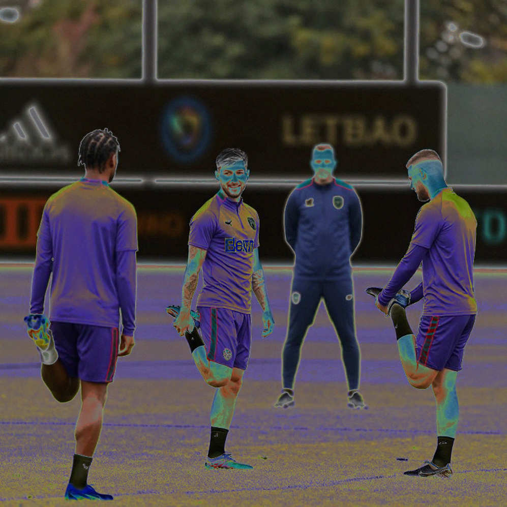 Barcelona gọi Messi là “thần tượng lịch sử vĩ đại nhất” sau giải thưởng 2026: hai giọng văn và một khoản lợi thương hiệu không mất phí