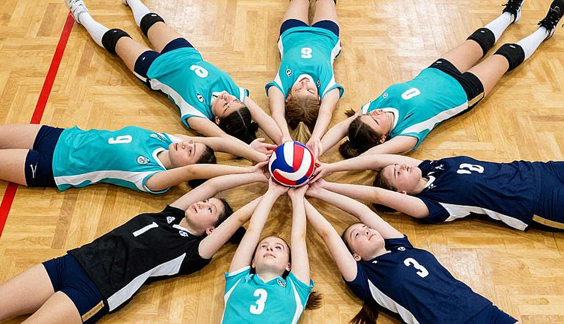 When a Volleyball Data Sheet Goes Empty, the Writer Must Listen With Her Eyes